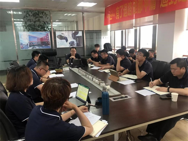 esball世博官网北方营销中心总结会现场