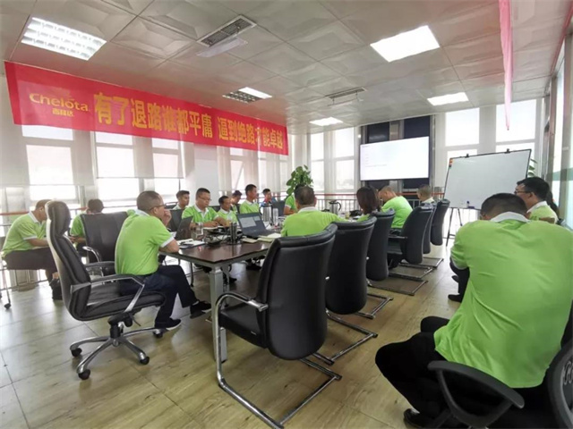 esball世博官网子公司四川爱隆总结会