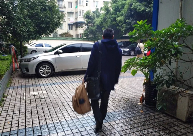 esball世博官网销售人员的一天